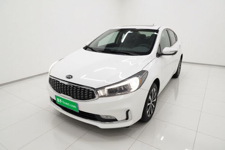 Kia K3 2017 1.6L Automatic 15th Anniversary Special Edition GLS с пробегом Guazi used car, China used car export, Used car for sale, Used cars, Cheapest cars for sale