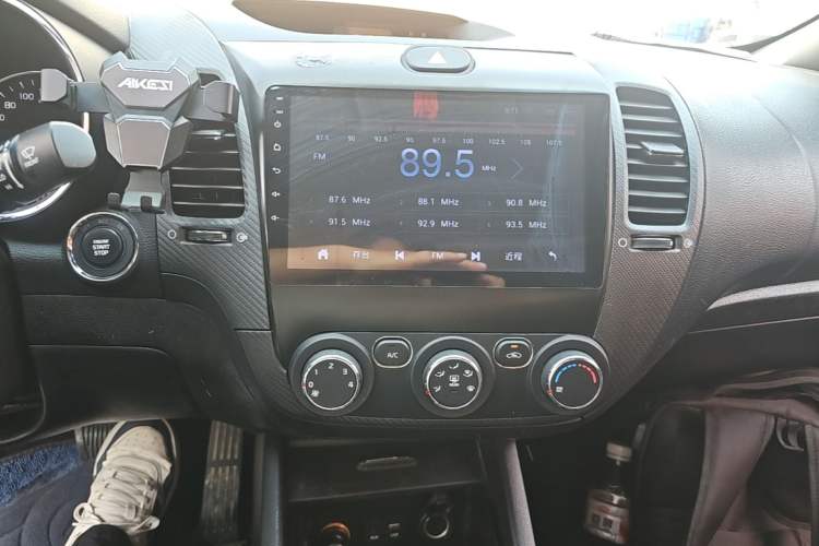 Used Kia K3 2017 1.6L Automatic 15th Anniversary Special Edition GLS Audio And AC Panel