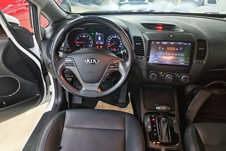 Used Kia K3 2017 1.6L Automatic 15th Anniversary Special Edition GLS Audio And AC Panel
