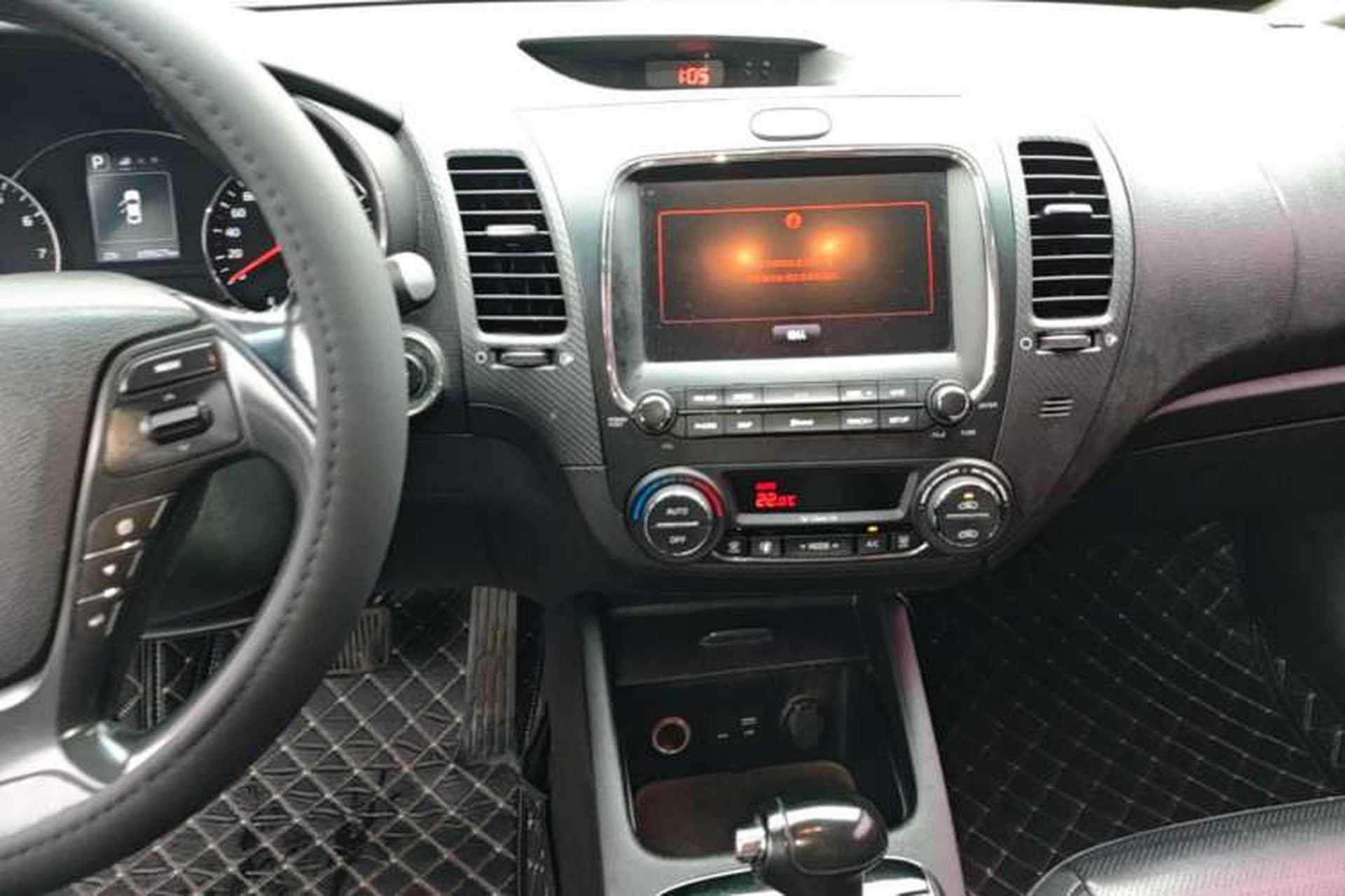 Used Kia K3 2017 1.6L Automatic 15th Anniversary Special Edition GLS Audio And AC Panel