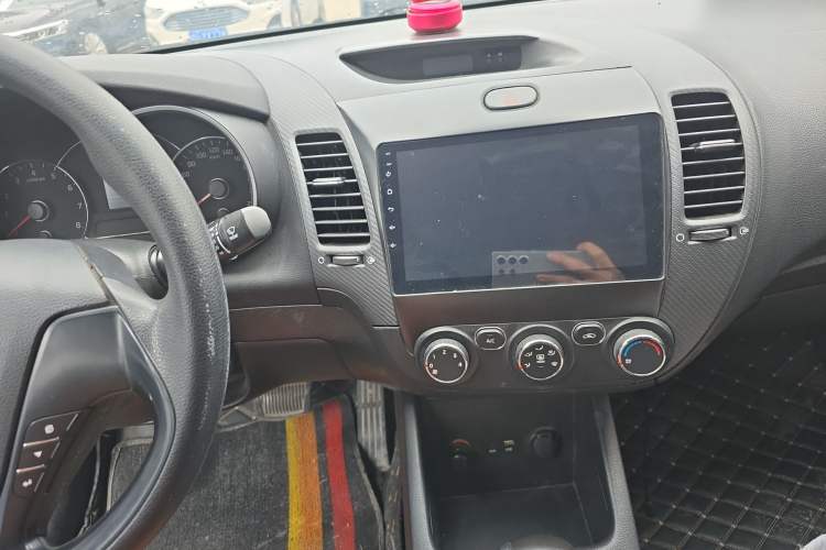 Used Kia K3 2017 1.6L Automatic 15th Anniversary Special Edition GLS Audio And AC Panel