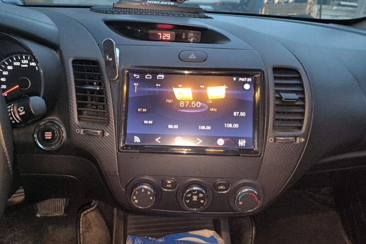 Used Kia K3 2017 1.6L Automatic 15th Anniversary Special Edition GLS Audio And AC Panel