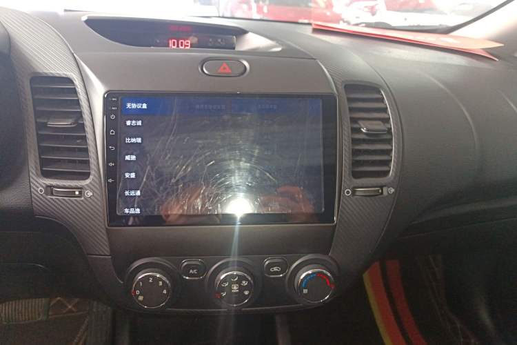 Used Kia K3 2017 1.6L Automatic 15th Anniversary Special Edition GLS Audio And AC Panel
