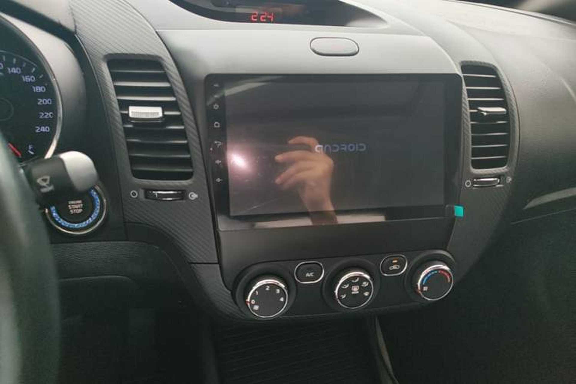 Used Kia K3 2017 1.6L Automatic 15th Anniversary Special Edition GLS Audio And AC Panel