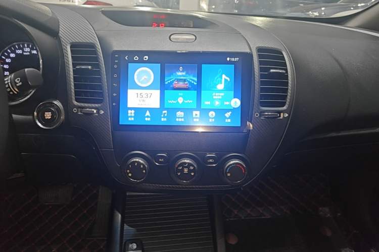 Used Kia K3 2017 1.6L Automatic 15th Anniversary Special Edition GLS Audio And AC Panel