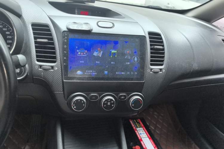 Used Kia K3 2017 1.6L Automatic 15th Anniversary Special Edition GLS Audio And AC Panel