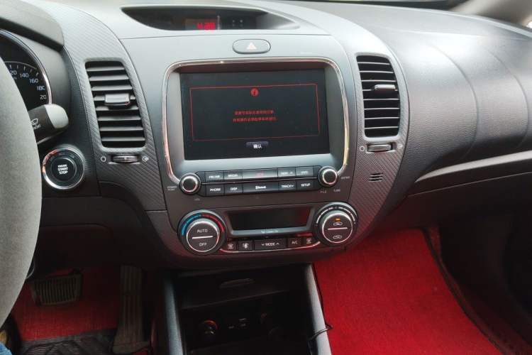 Used Kia K3 2017 1.6L Automatic 15th Anniversary Special Edition GLS Audio And AC Panel