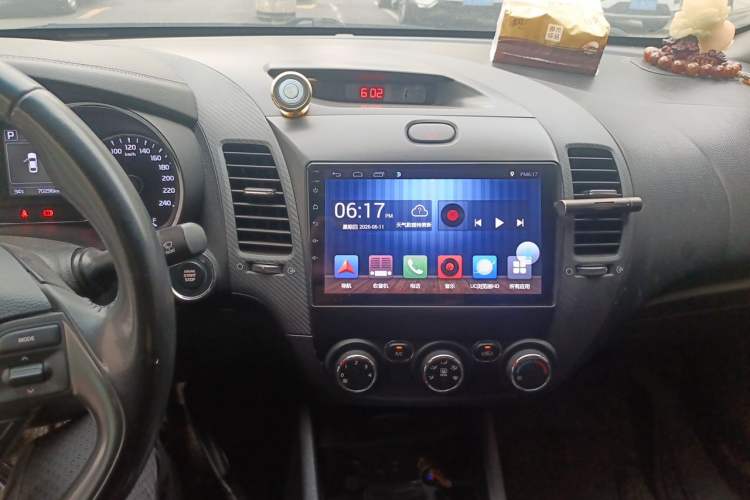 Used Kia K3 2017 1.6L Automatic 15th Anniversary Special Edition GLS Audio And AC Panel