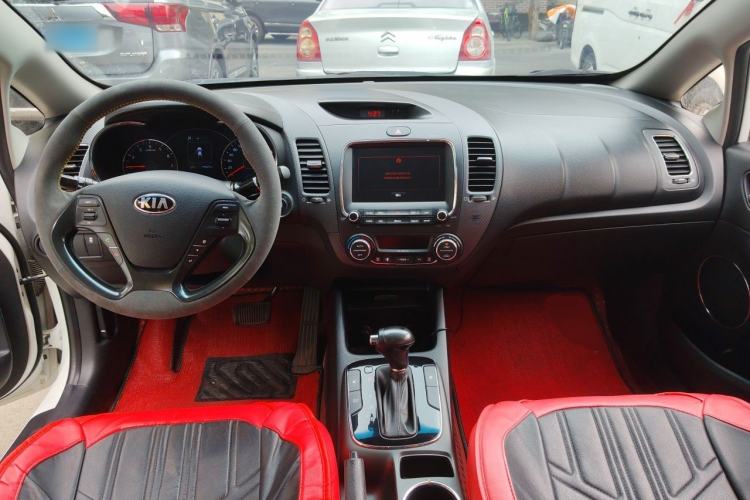 Used Kia K3 2017 1.6L Automatic 15th Anniversary Special Edition GLS Center Console