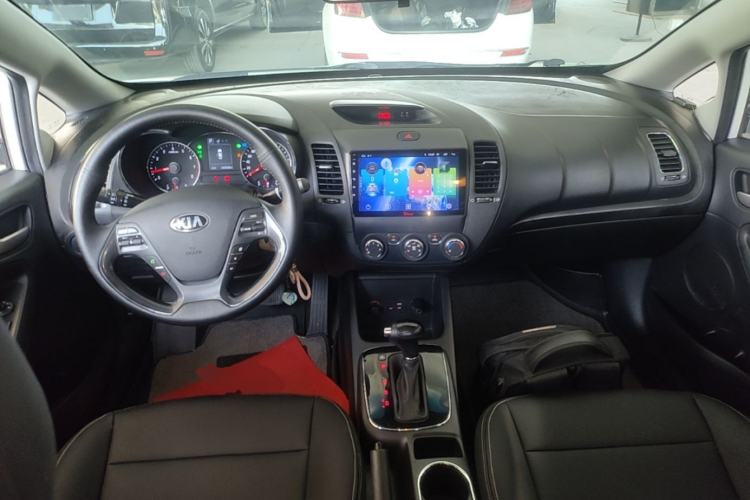 Used Kia K3 2017 1.6L Automatic 15th Anniversary Special Edition GLS Center Console