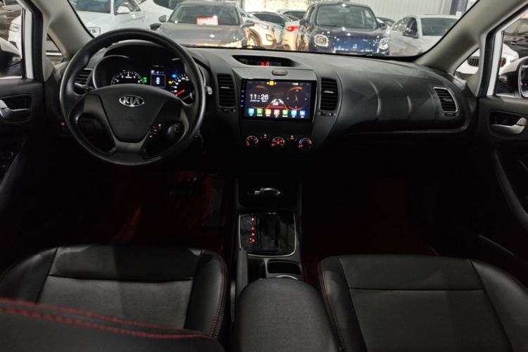 Used Kia K3 2017 1.6L Automatic 15th Anniversary Special Edition GLS Center Console