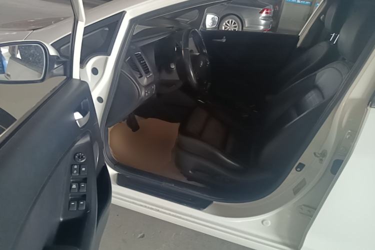 Used Kia K3 2017 1.6L Automatic 15th Anniversary Special Edition GLS Driver Seat
