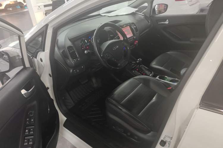 Used Kia K3 2017 1.6L Automatic 15th Anniversary Special Edition GLS Driver Seat