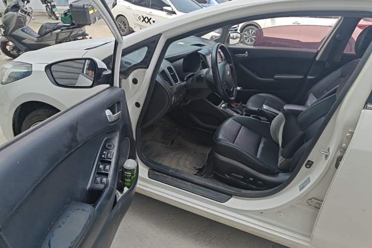 Used Kia K3 2017 1.6L Automatic 15th Anniversary Special Edition GLS Driver Seat