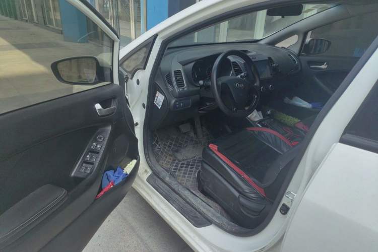 Used Kia K3 2017 1.6L Automatic 15th Anniversary Special Edition GLS Driver Seat