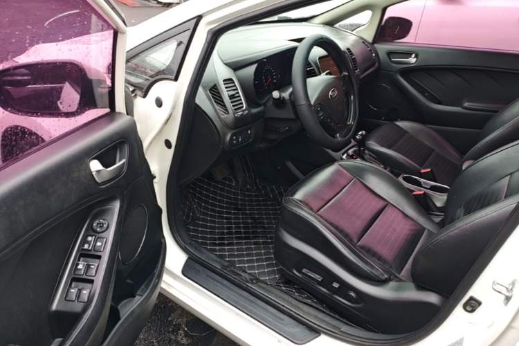 Used Kia K3 2017 1.6L Automatic 15th Anniversary Special Edition GLS Driver Seat