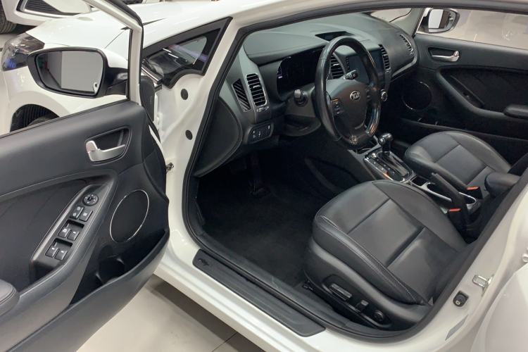 Used Kia K3 2017 1.6L Automatic 15th Anniversary Special Edition GLS Driver Seat