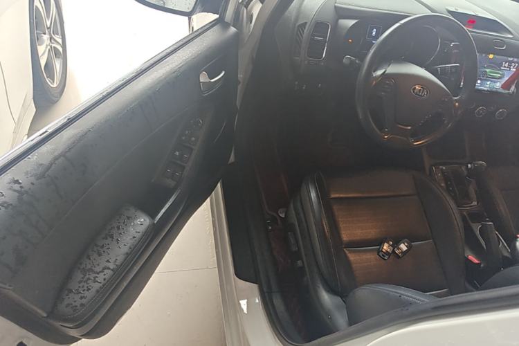 Used Kia K3 2017 1.6L Automatic 15th Anniversary Special Edition GLS Driver Seat