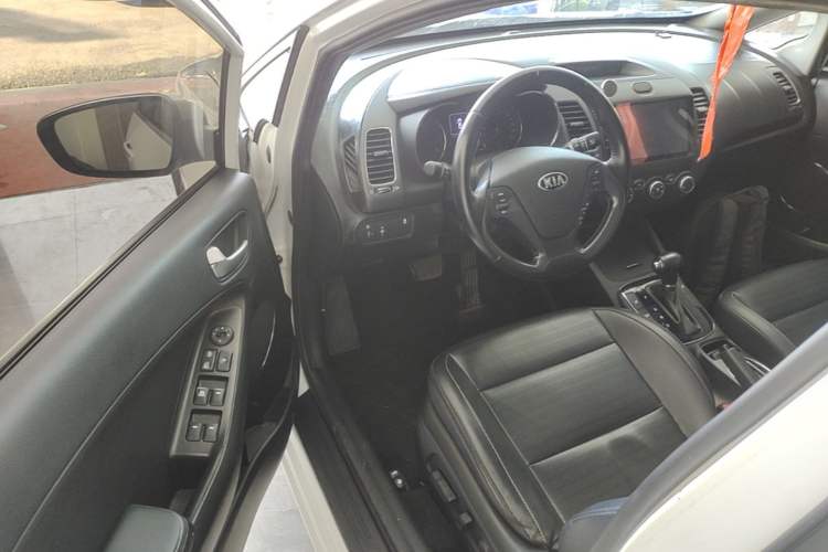 Used Kia K3 2017 1.6L Automatic 15th Anniversary Special Edition GLS Driver Seat