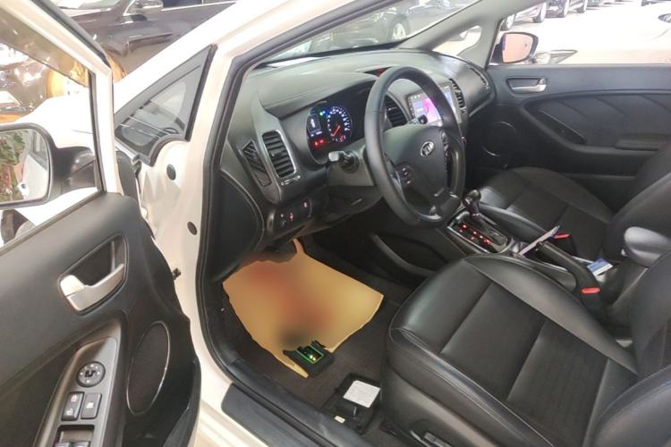 Used Kia K3 2017 1.6L Automatic 15th Anniversary Special Edition GLS Driver Seat