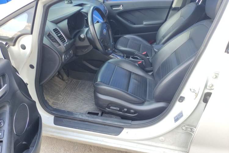 Used Kia K3 2017 1.6L Automatic 15th Anniversary Special Edition GLS Driver Seat