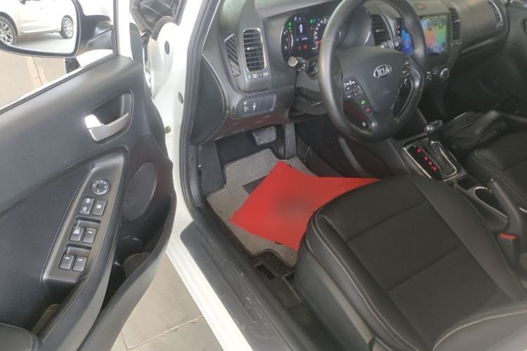 Used Kia K3 2017 1.6L Automatic 15th Anniversary Special Edition GLS Driver Seat