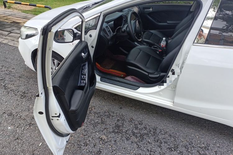 Used Kia K3 2017 1.6L Automatic 15th Anniversary Special Edition GLS Driver Seat