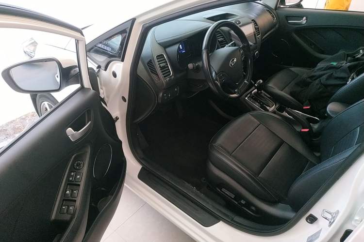 Used Kia K3 2017 1.6L Automatic 15th Anniversary Special Edition GLS Driver Seat