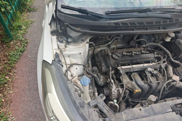 Used Kia K3 2017 1.6L Automatic 15th Anniversary Special Edition GLS Engine Bay Right