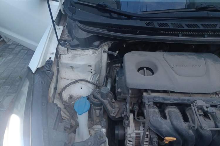 Used Kia K3 2017 1.6L Automatic 15th Anniversary Special Edition GLS Engine Bay Right