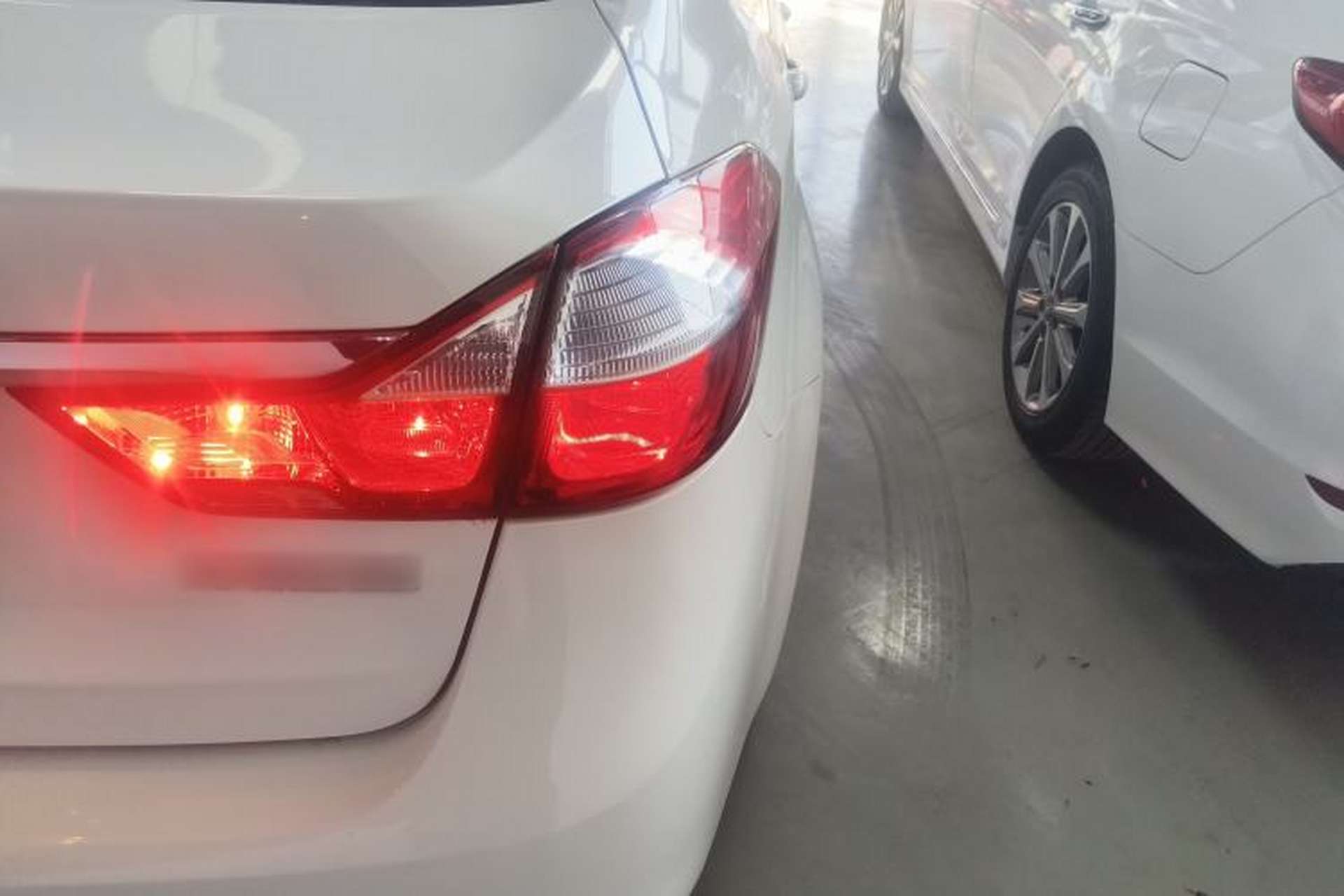 Used Kia K3 2017 1.6L Automatic 15th Anniversary Special Edition GLS Exterior 3