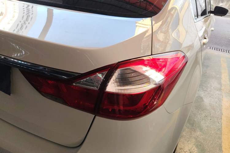 Used Kia K3 2017 1.6L Automatic 15th Anniversary Special Edition GLS Exterior 3