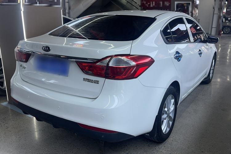 Used Kia K3 2017 1.6L Automatic 15th Anniversary Special Edition GLS Exterior 4
