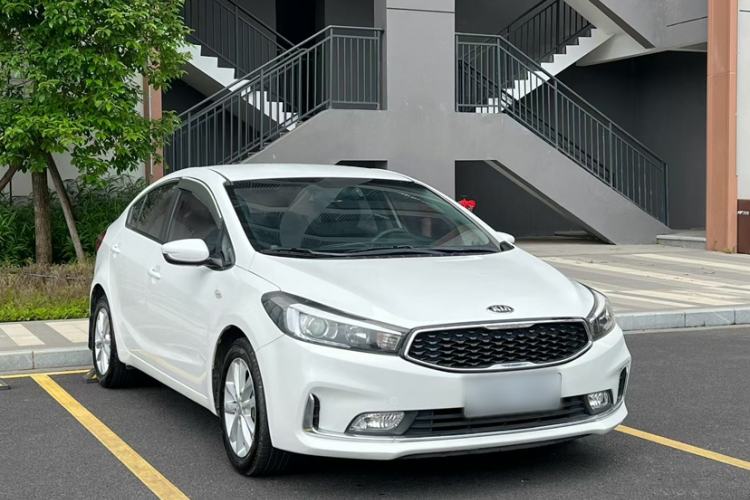 Used Kia K3 2017 1.6L Automatic 15th Anniversary Special Edition GLS Exterior 6