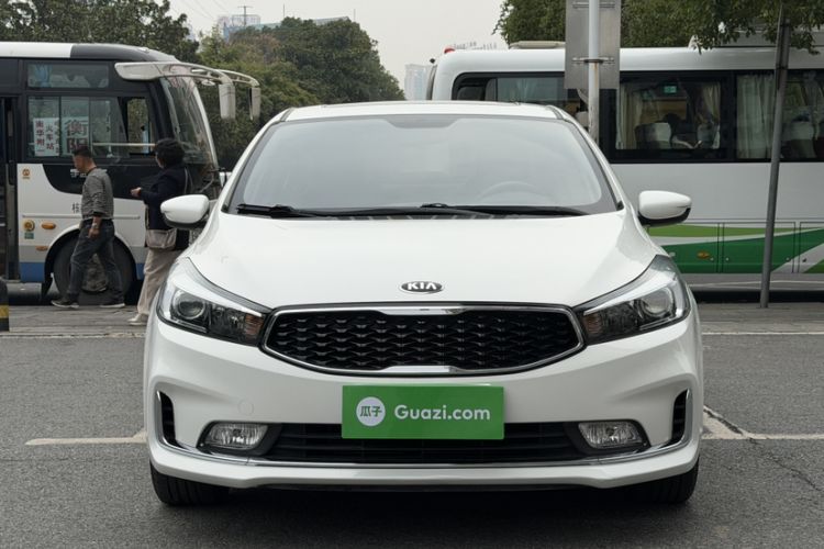 Used Kia K3 2017 1.6L Automatic 15th Anniversary Special Edition GLS Exterior 7