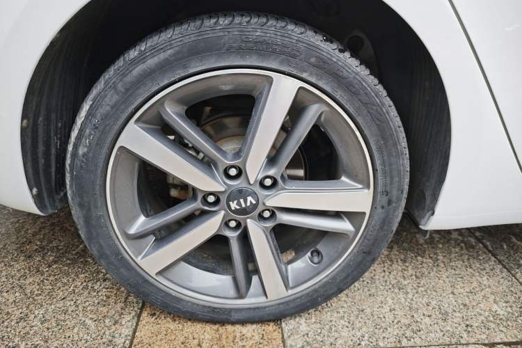 Used Kia K3 2017 1.6L Automatic 15th Anniversary Special Edition GLS Exterior 7