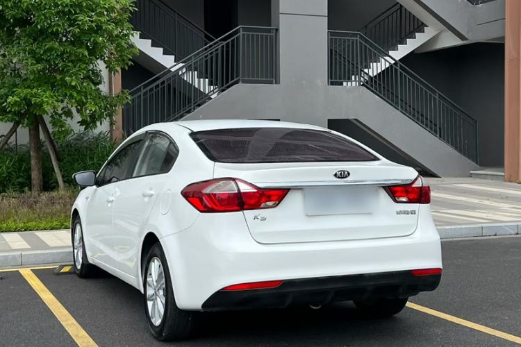 Used Kia K3 2017 1.6L Automatic 15th Anniversary Special Edition GLS Exterior 8