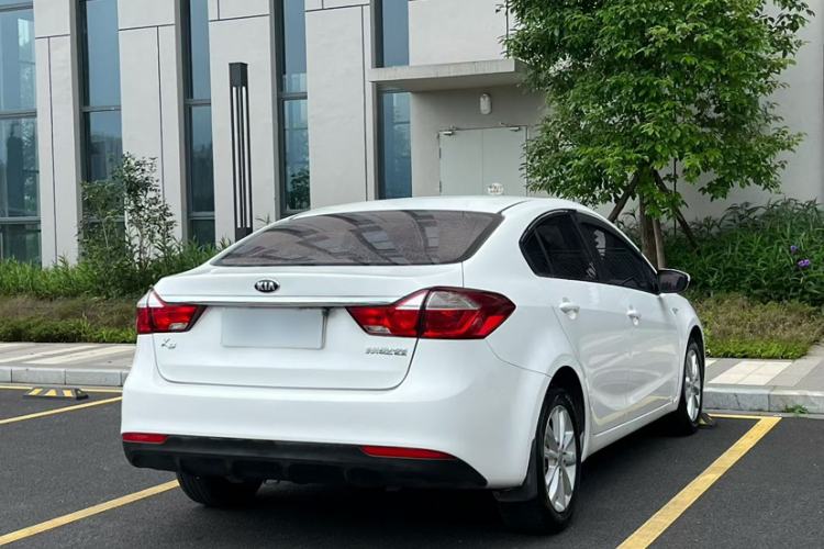 Used Kia K3 2017 1.6L Automatic 15th Anniversary Special Edition GLS Exterior 9