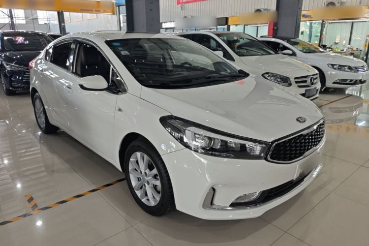 Used Kia K3 2017 1.6L Automatic 15th Anniversary Special Edition GLS Front Right 45 Deg