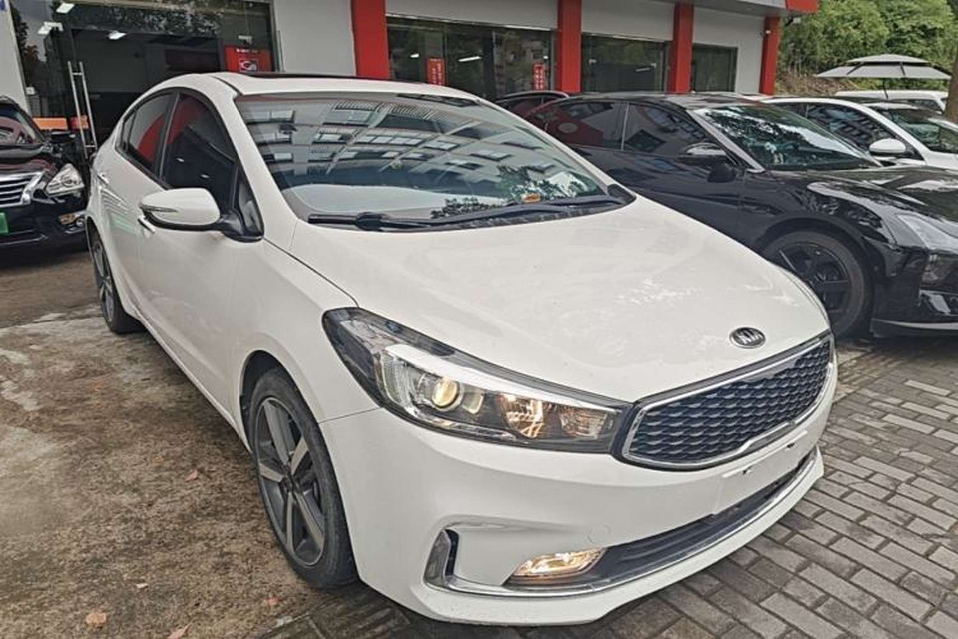 Used Kia K3 2017 1.6L Automatic 15th Anniversary Special Edition GLS Front Right 45 Deg