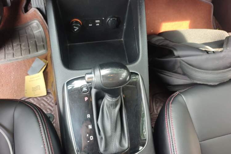 Used Kia K3 2017 1.6L Automatic 15th Anniversary Special Edition GLS Gear Lever