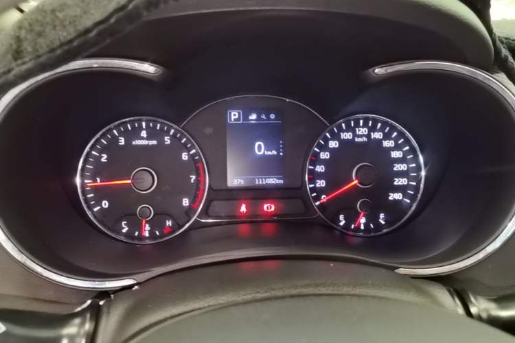 Used Kia K3 2017 1.6L Automatic 15th Anniversary Special Edition GLS Instrument Cluster