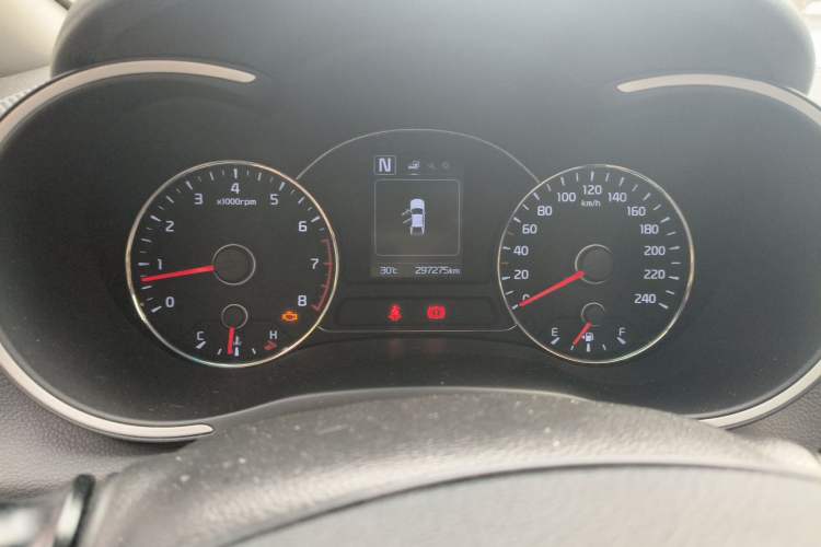 Used Kia K3 2017 1.6L Automatic 15th Anniversary Special Edition GLS Instrument Cluster