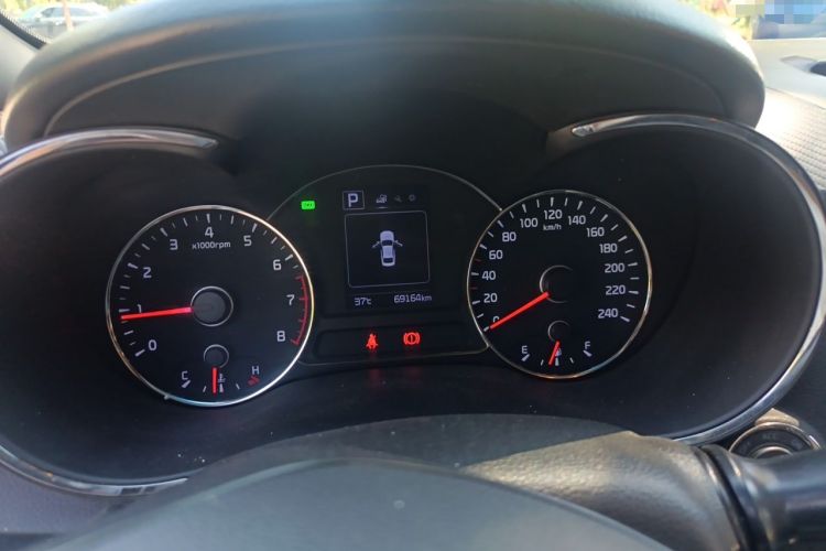 Used Kia K3 2017 1.6L Automatic 15th Anniversary Special Edition GLS Instrument Cluster