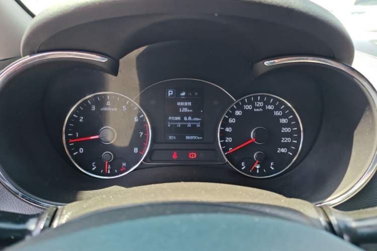 Used Kia K3 2017 1.6L Automatic 15th Anniversary Special Edition GLS Instrument Cluster
