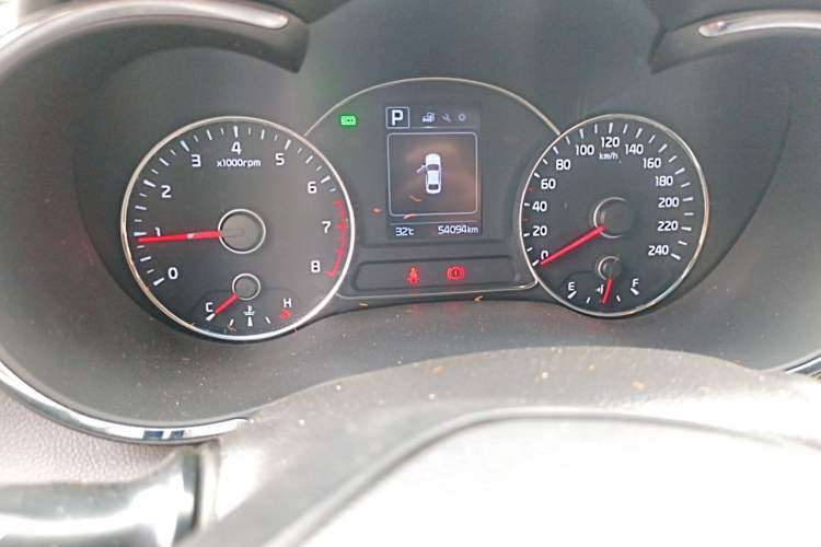 Used Kia K3 2017 1.6L Automatic 15th Anniversary Special Edition GLS Instrument Cluster