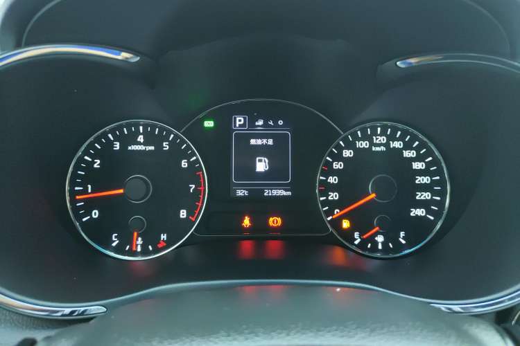 Used Kia K3 2017 1.6L Automatic 15th Anniversary Special Edition GLS Instrument Cluster