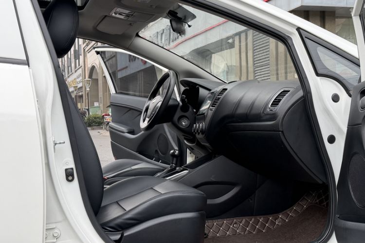 Used Kia K3 2017 1.6L Automatic 15th Anniversary Special Edition GLS Interior 1