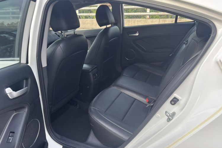 Used Kia K3 2017 1.6L Automatic 15th Anniversary Special Edition GLS Interior 3