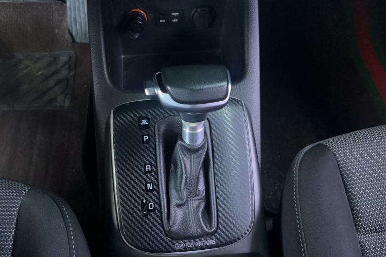 Used Kia K3 2017 1.6L Automatic 15th Anniversary Special Edition GLS Interior 3